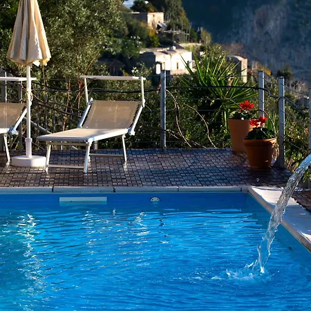 B&B H.h. 르 팔메 아말피