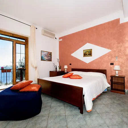 Bed and Breakfast H.h.le Palme 2*