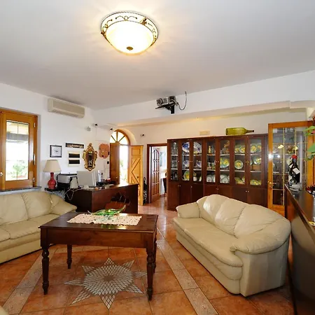 H.h.le Palme Bed and Breakfast 2*