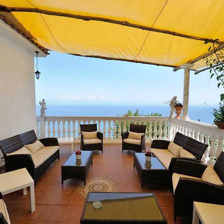 Bed & Breakfast H.h.le Palme Amalfi